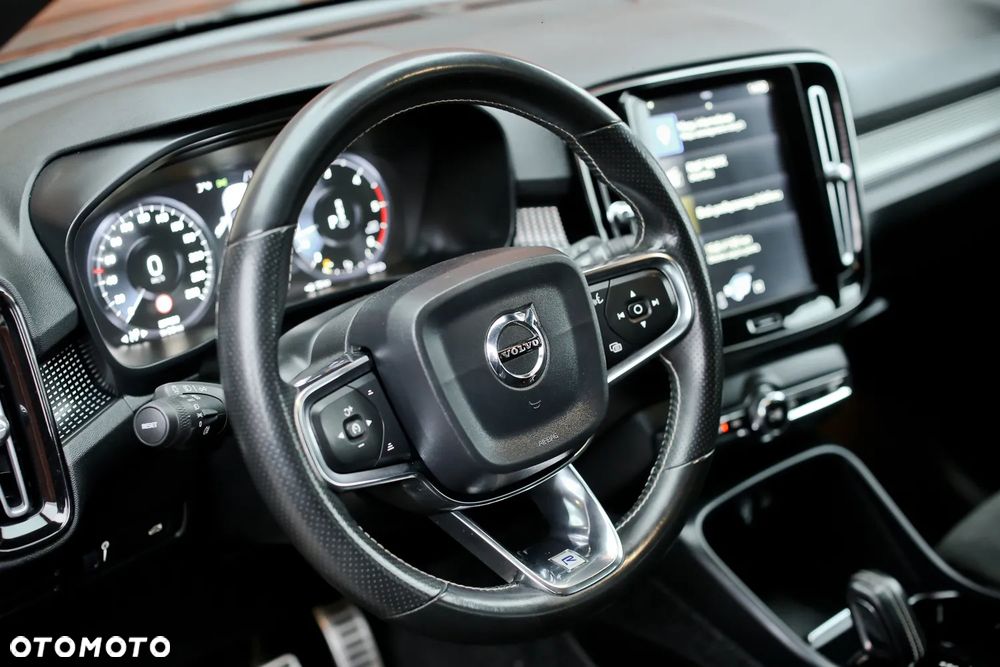 Volvo XC 40 D3 Geartronic R-Design - 27