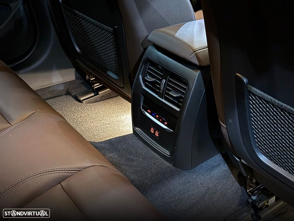 BMW i4 M50 Gran Coupe - 48