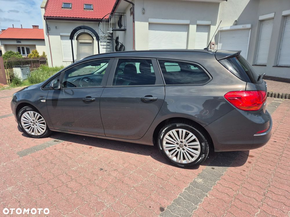 Opel Astra 1.4 Turbo Innovation - 9