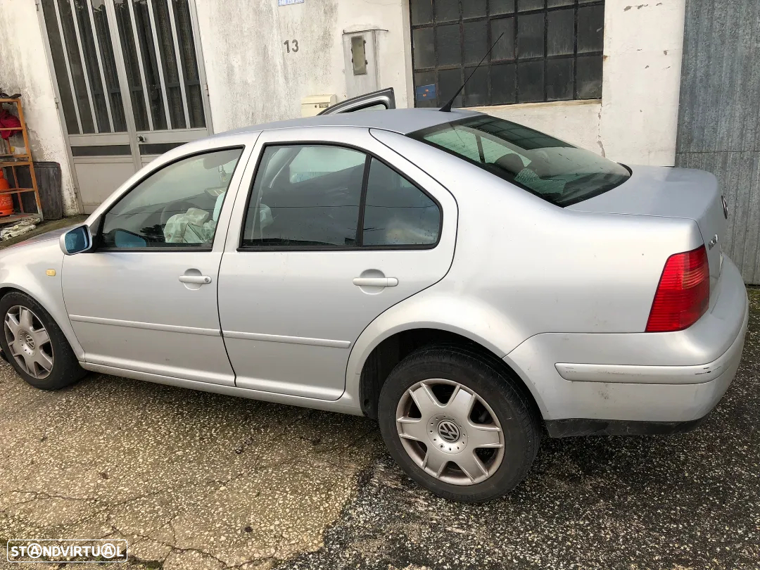 Vw bora para pecas ler descricao do anuncio - 4