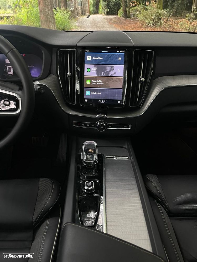 Volvo XC 60 2.0 T6 PHEV Black Edition AWD - 21