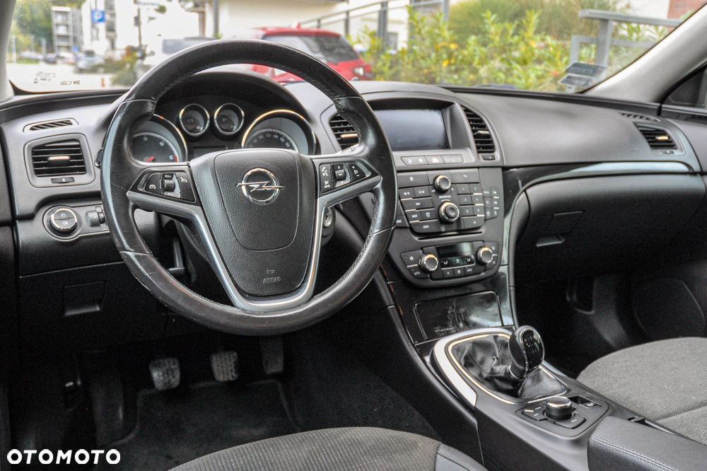 Opel Insignia - 9