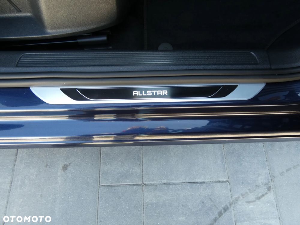 Volkswagen Golf 1.4 TSI BlueMotion Technology Allstar - 37