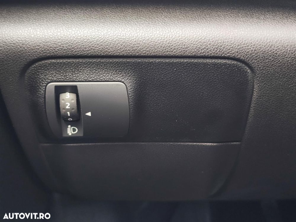 Renault Megane Grandtour ENERGY dCi 110 BUSINESS - 28