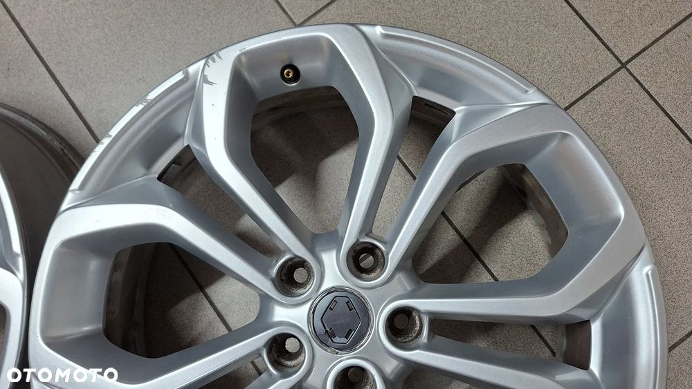 Felgi Aluminiowe 20 Renault Scenic IV 5x114.3 ET 33 Silverstone - 10