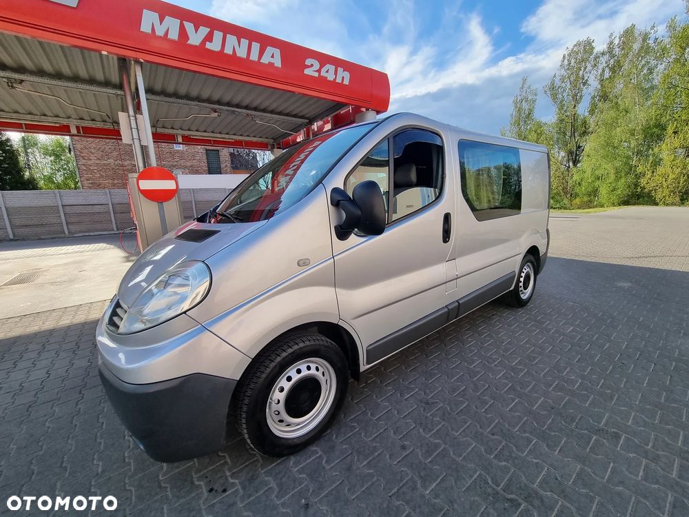 Renault Trafic - 2