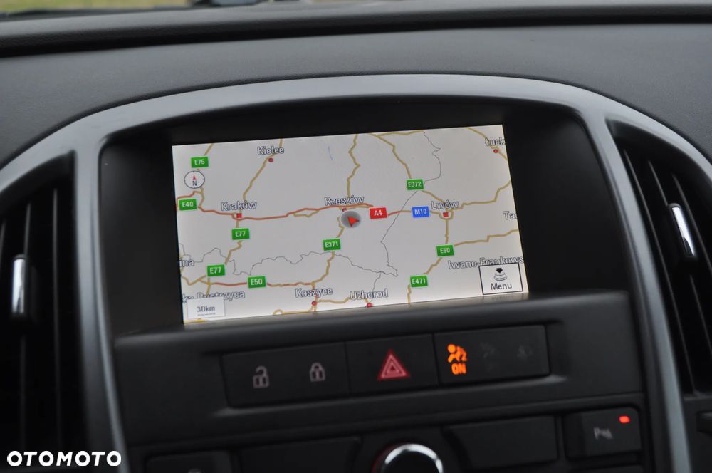 Opel Astra 1.4 Turbo Cosmo - 18