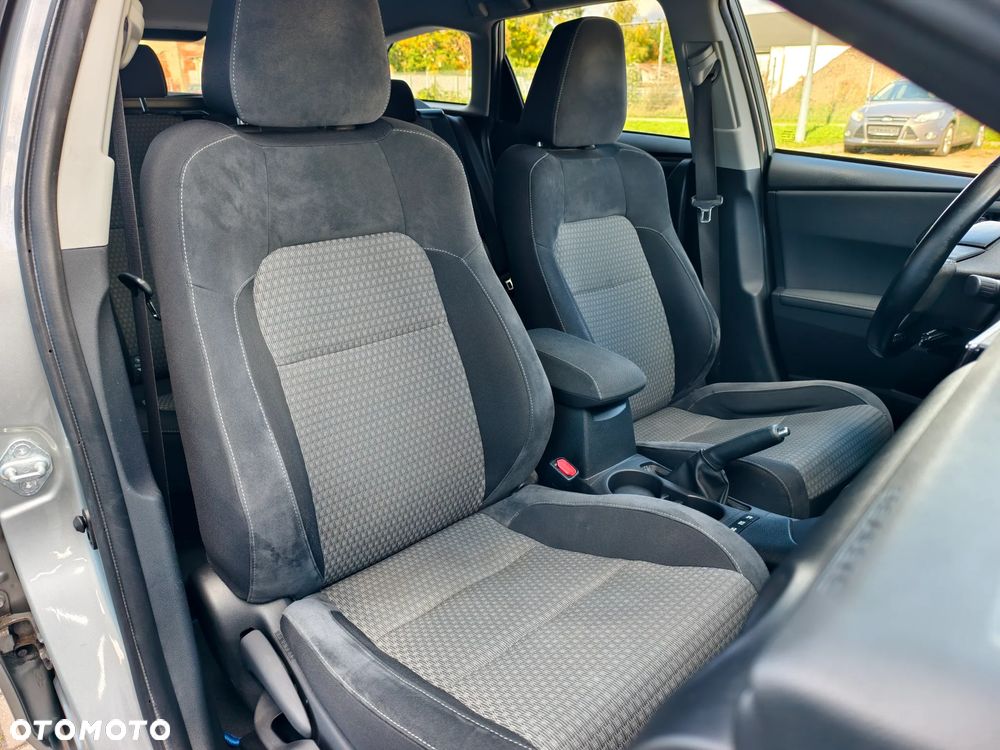 Toyota Auris 1.8 HSD Prestige NAVI - 17