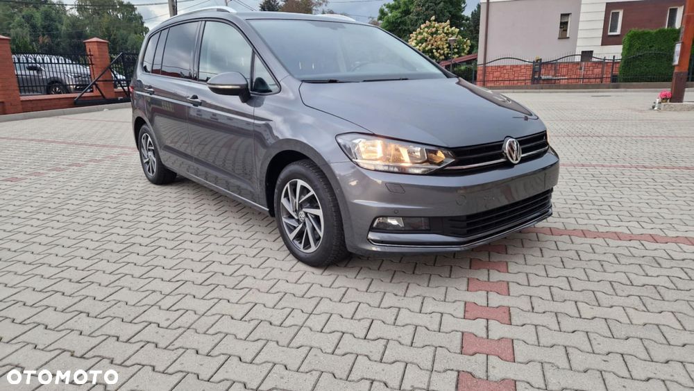 Volkswagen Touran - 3