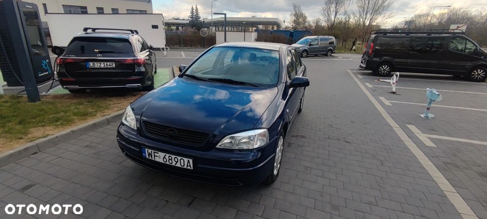 Opel Astra 1.4 - 11