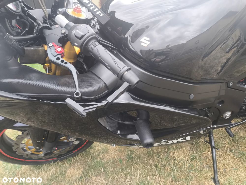 Suzuki GSX-R - 7