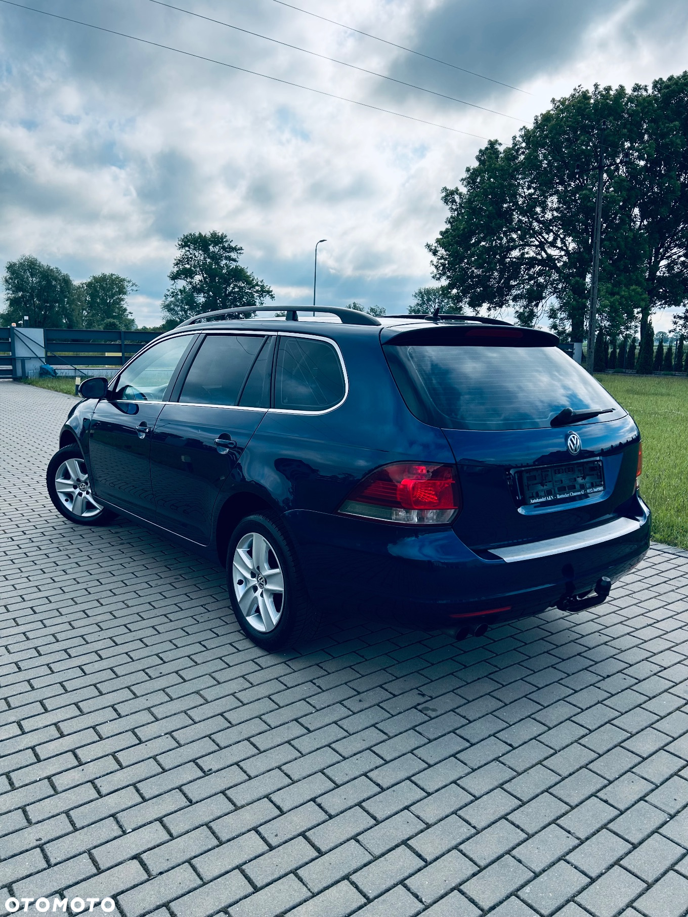 Volkswagen Golf VI 2.0 TDI Comfortline - 4