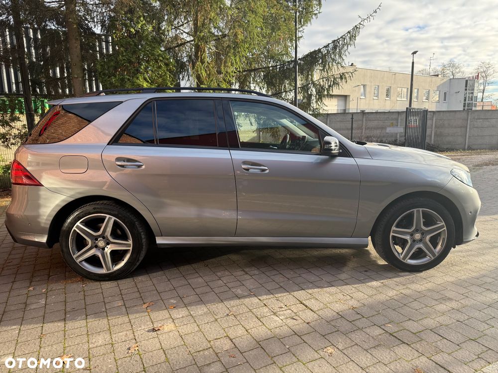 Mercedes-Benz GLE 350 d 4-Matic - 11