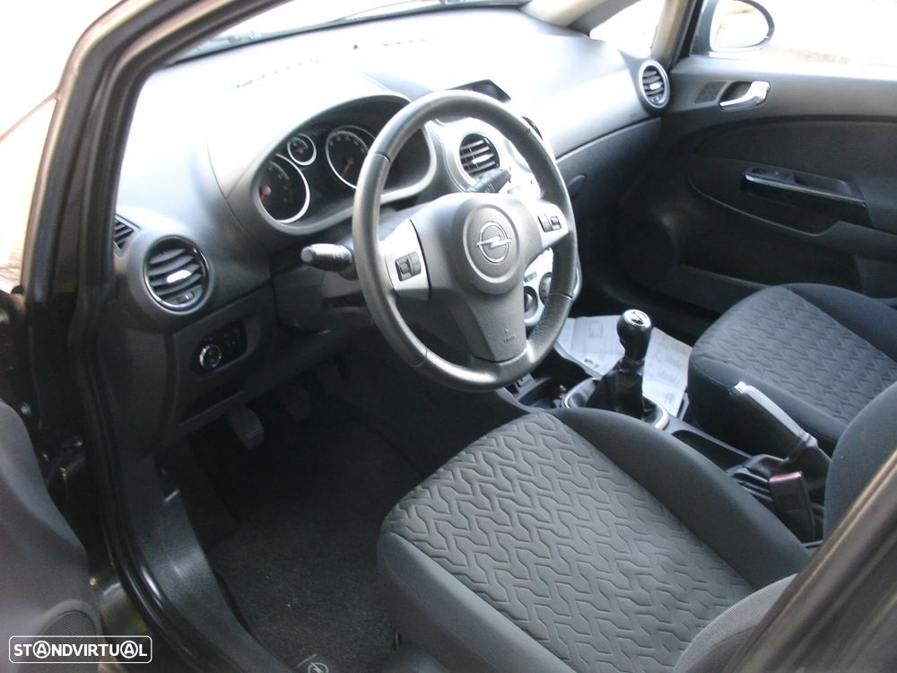 Opel Corsa 1.2 Enjoy - 15