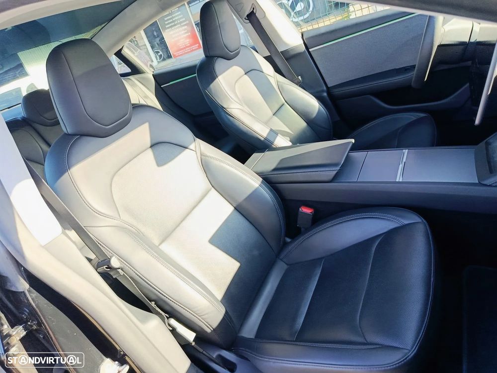 Tesla Model 3 Tração Traseira Standard - 16