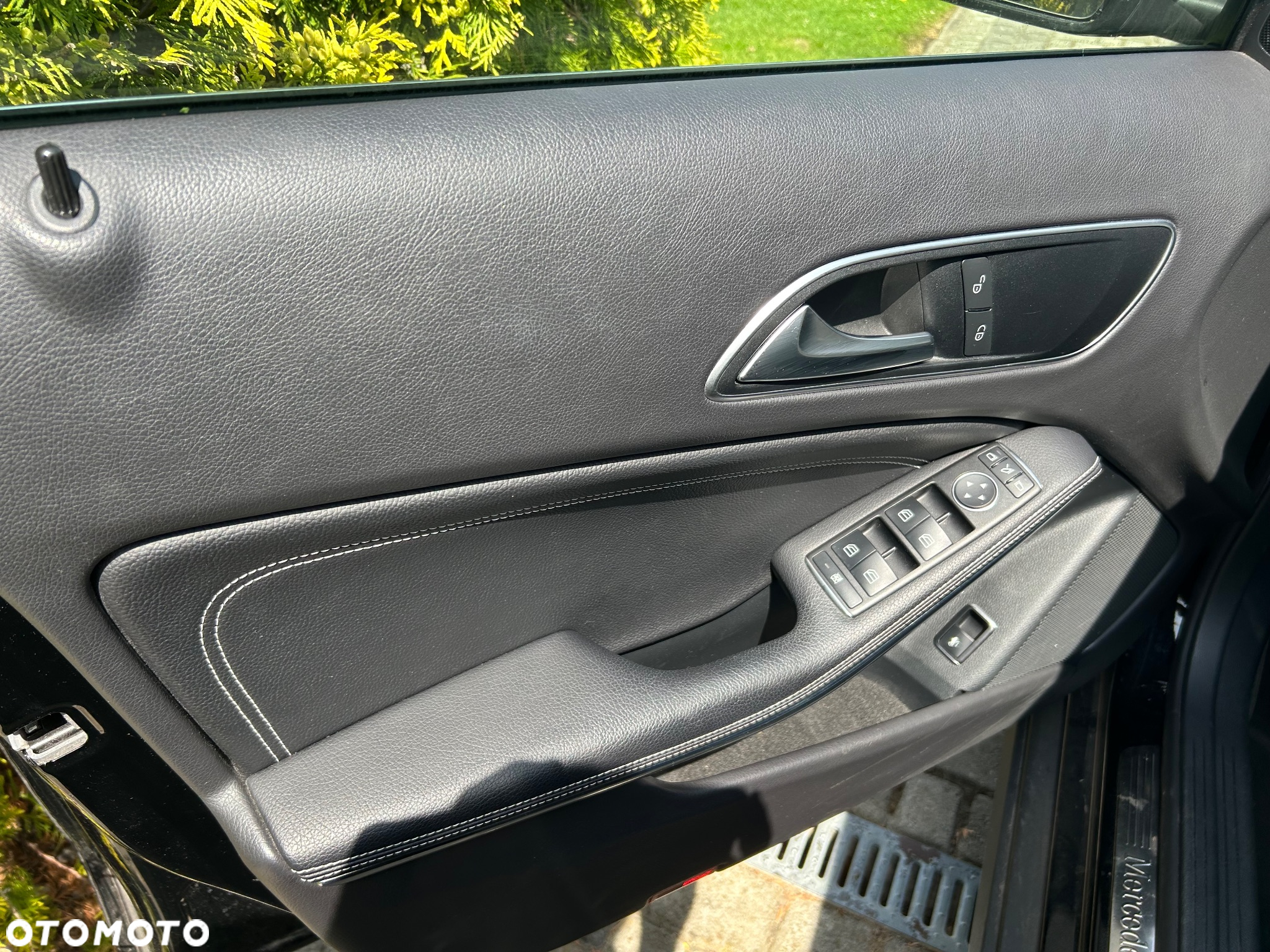 Mercedes-Benz GLA 180 SCORE - 21