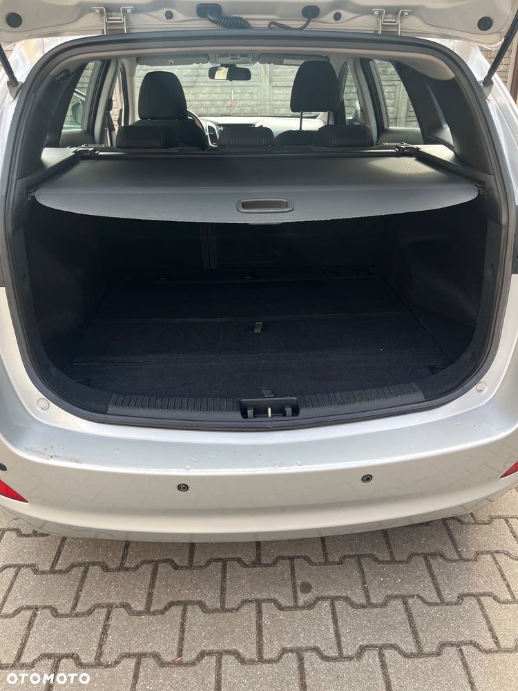 Hyundai i30 1.6 CRDi Classic - 12