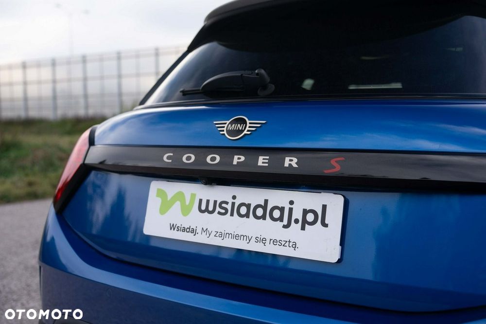 MINI Cooper S Favoured Trim - 14