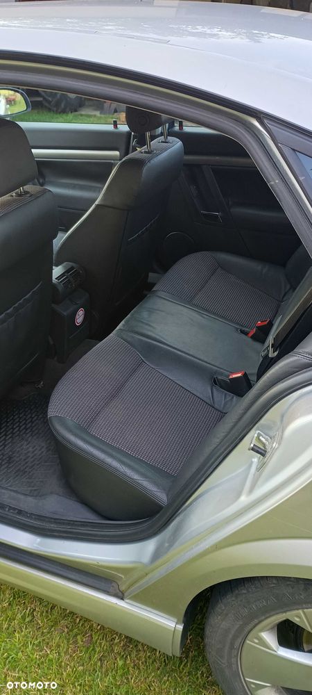 Opel Vectra - 4