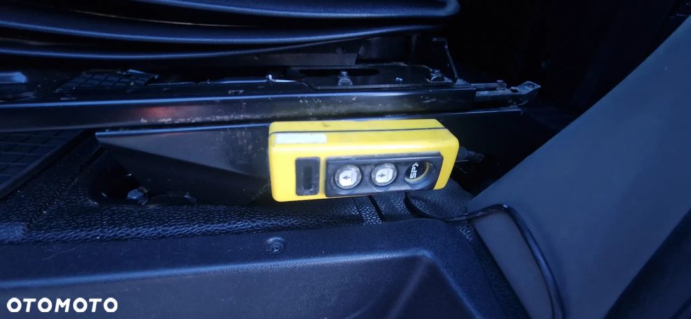 Renault MASTER KIPER BRYGADÓWKA 7 OSÓB KLIMA SKRZYN KJA DYSTRYBUTOR PALIWA NOWE OPONY - 36