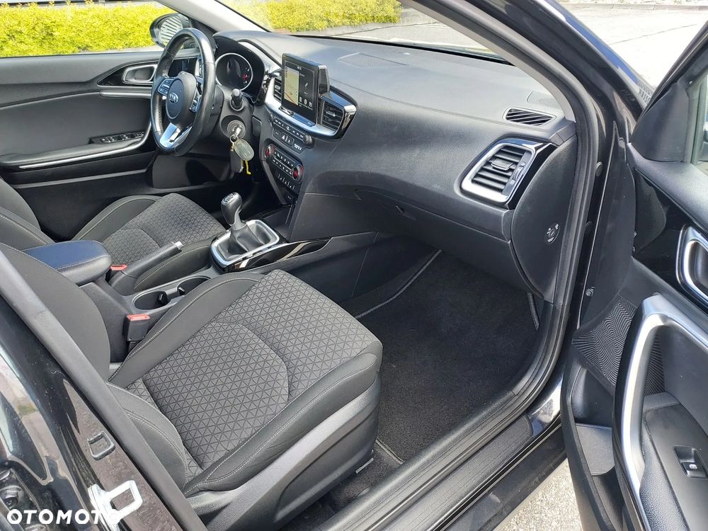 Kia Ceed 1.4 T-GDI M Max - 19