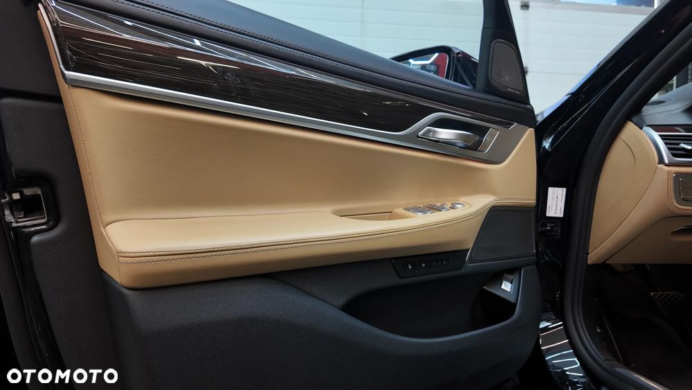 BMW Seria 7 730d xDrive - 19