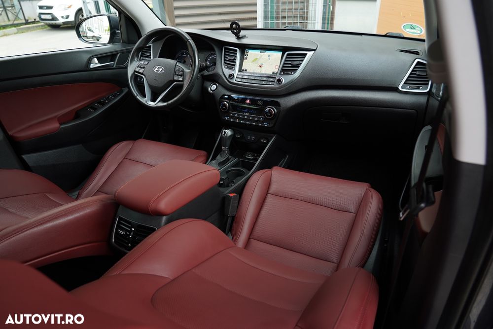 Hyundai Tucson blue 1.7 CRDi 2WD DCT Premium - 12
