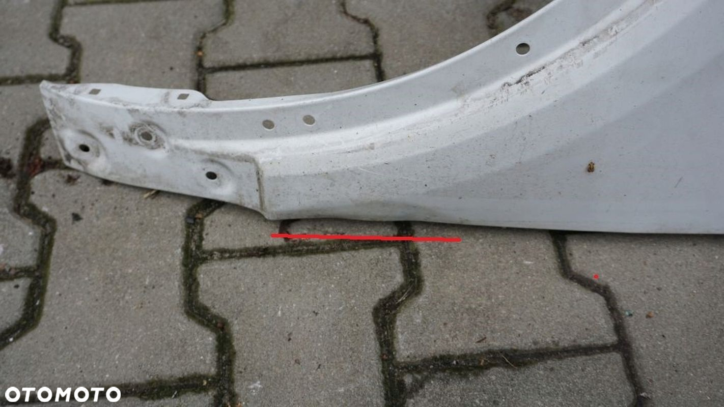 VOLVO XC40 - BŁOTNIK LEWY PRZÓD - 2