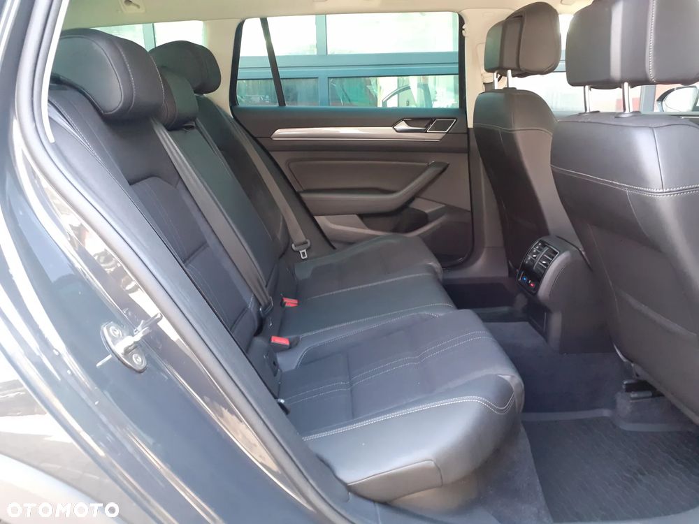 Volkswagen Passat Alltrack - 33