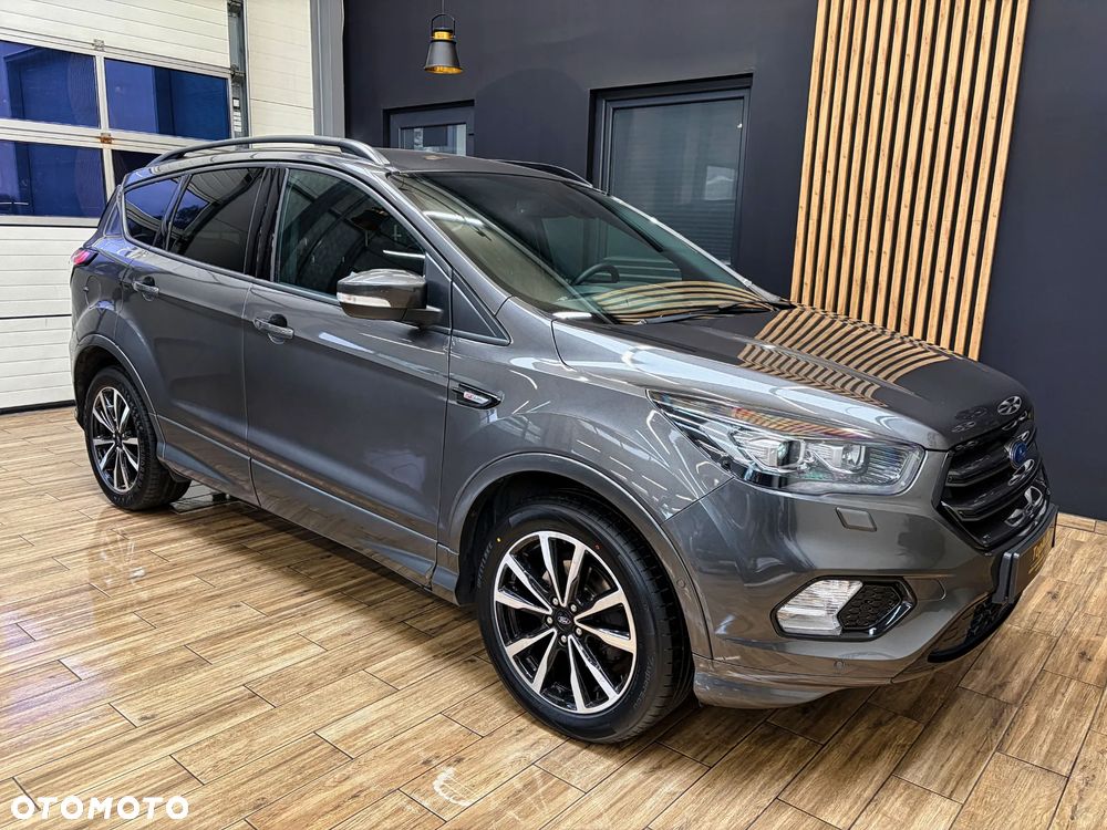 Ford Kuga 1.5 EcoBoost 2x4 ST-Line - 5