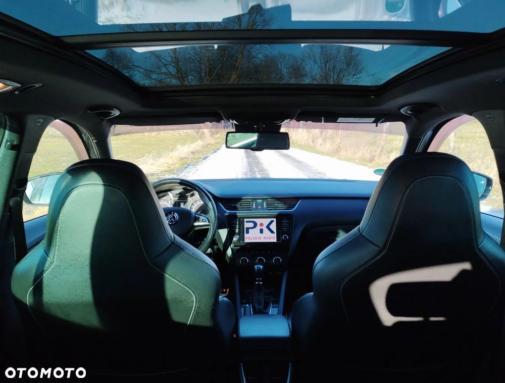 Skoda Octavia 2.0 TDI DSG RS - 17