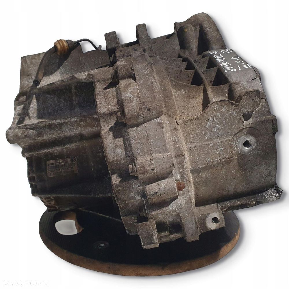 SKRZYNIA BIEGÓW Ford Kuga MK1 2.0 TDCI manualna MANUAL 8V4R-7002-BG 4x4 - 4