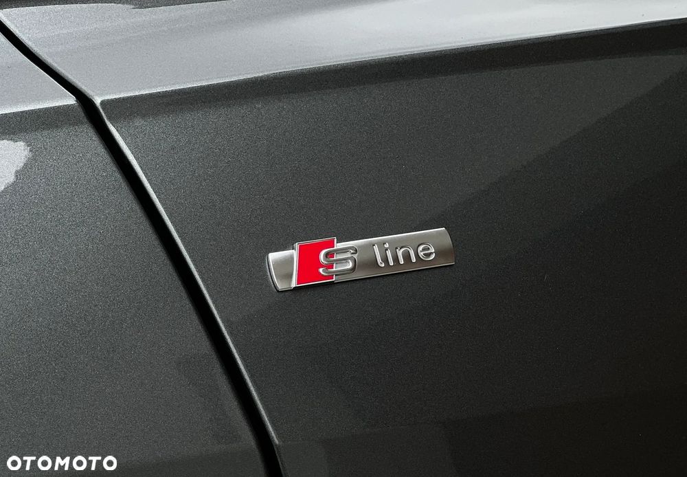 Audi A6 Avant 40 TDI quattro S tronic S line - 35