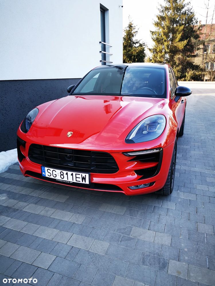 Porsche Macan - 24