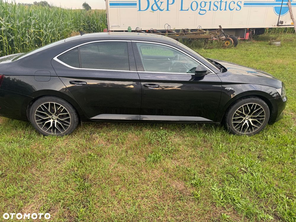 Skoda Superb 2.0 TDI 4x4 L&K DSG - 7