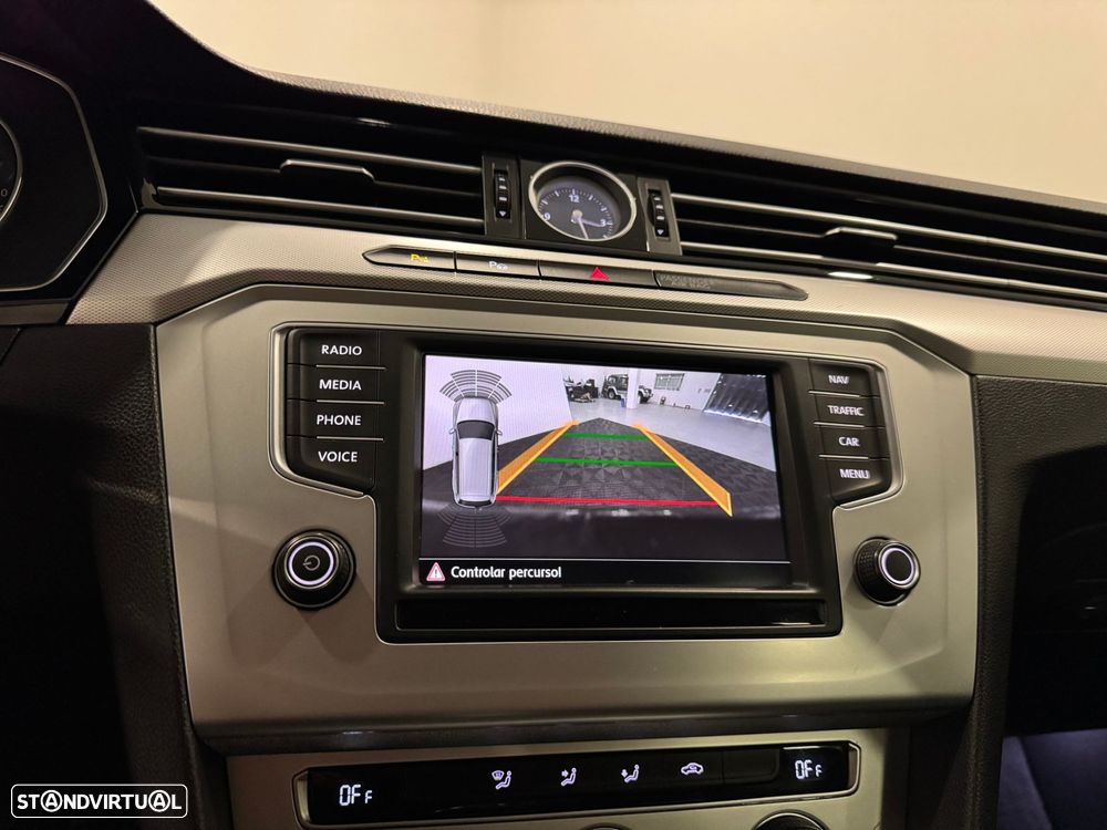 VW Passat Variant 1.6 TDI Confortline - 10