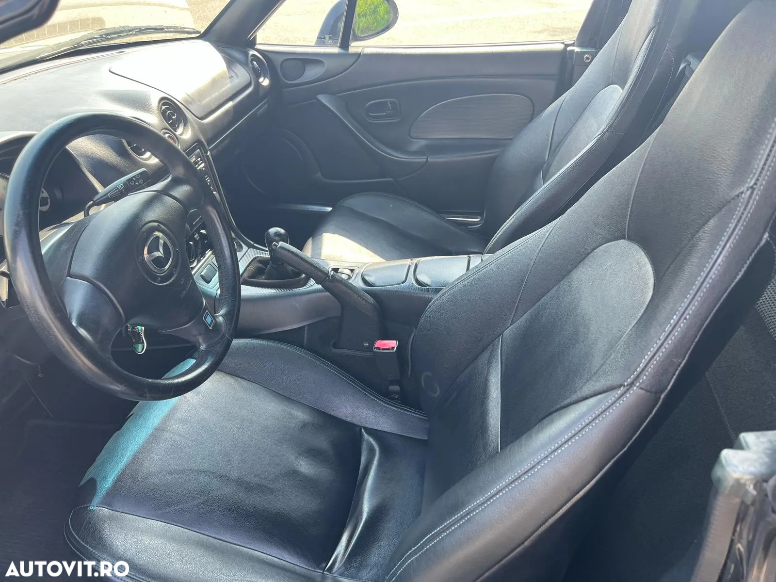 Mazda MX-5 1.6i - 18