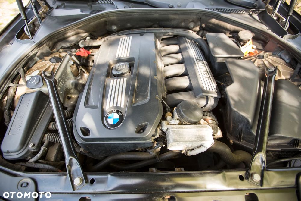 BMW Seria 5 523i - 19