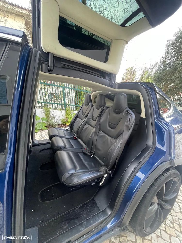 Tesla Model X 90D AWD - 8