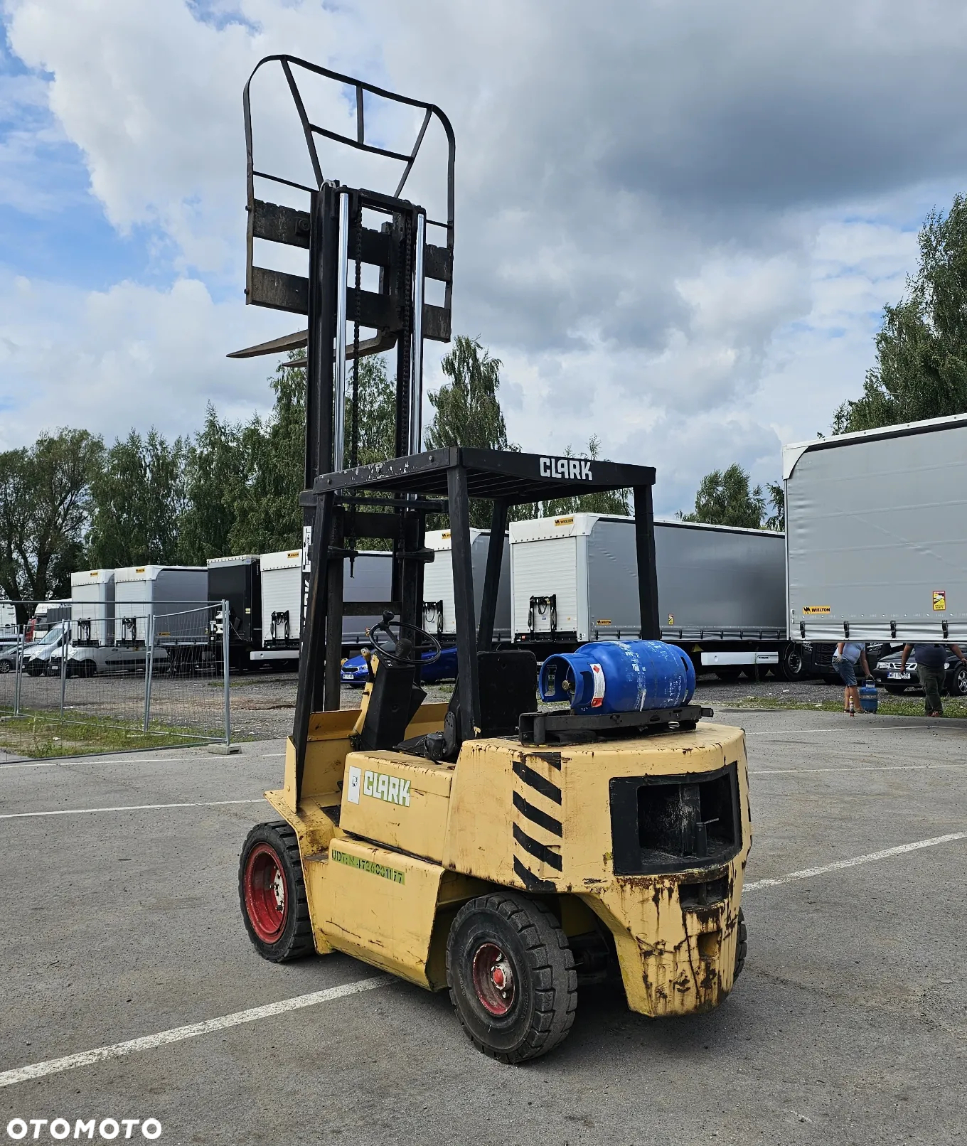 Clark GPM 30 / LPG / UDŻWIG 3000KG / MASZT 3.27M - 15
