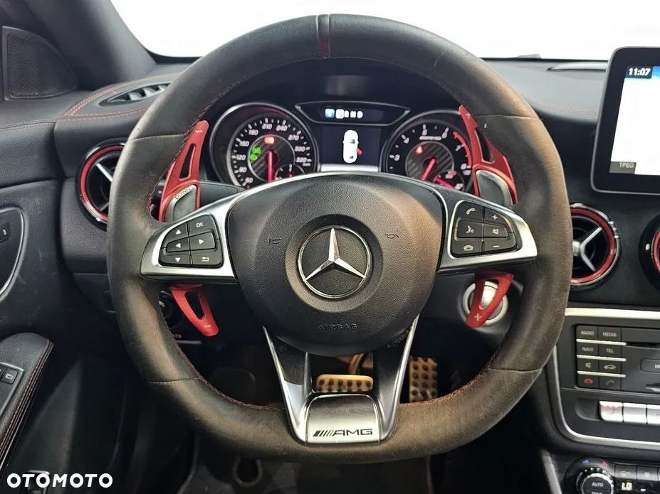 Mercedes-Benz CLA - 8