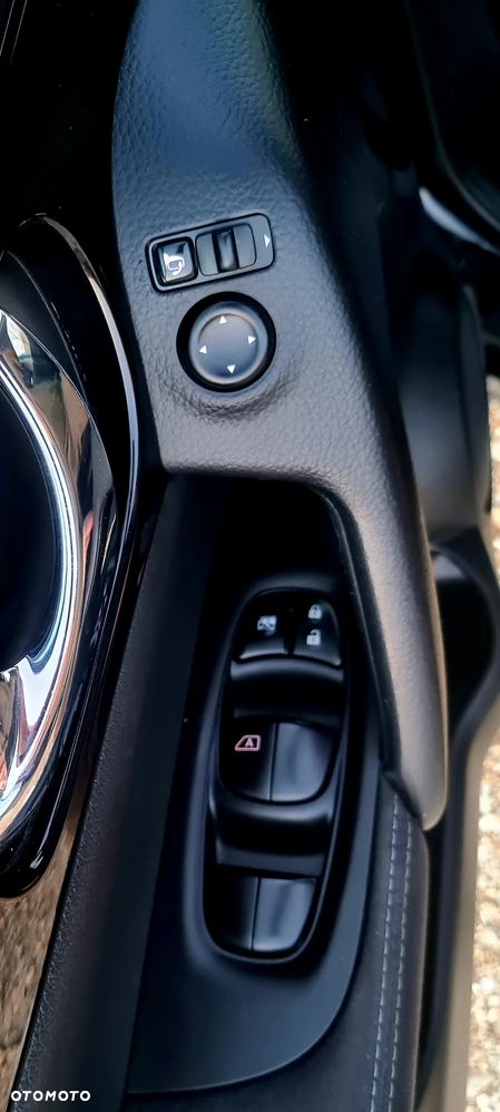 Nissan Qashqai 1.6 DCi Acenta Xtronic EU6 - 32