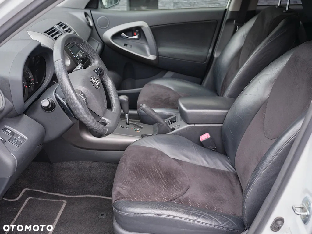 Toyota RAV4 2.0 4x4 Multidrive S Sol - 11