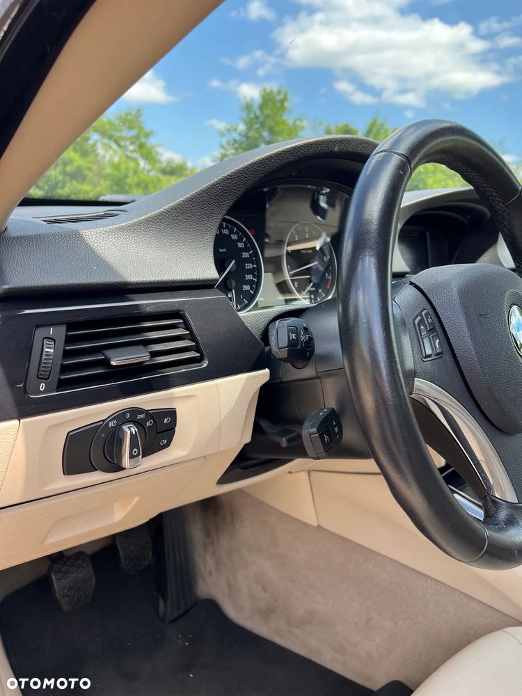 BMW Seria 3 320i - 21