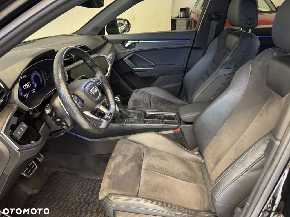 Audi RS Q3 Sportback - 18