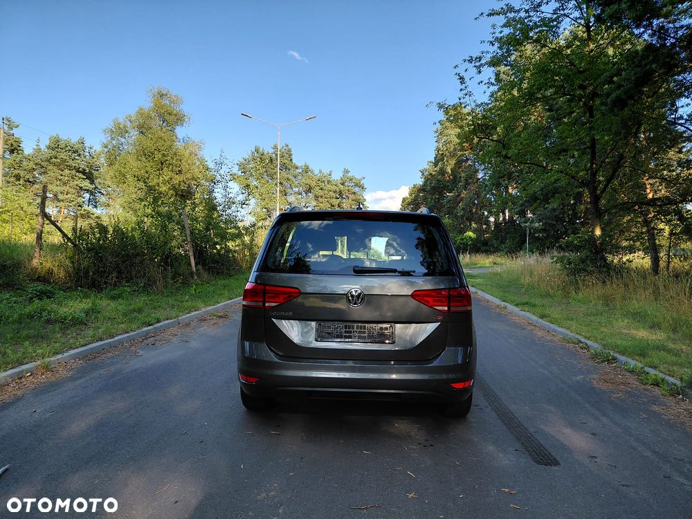 Volkswagen Touran 1.6 TDI SCR (BlueMotion Technology) DSG Comfortline - 6