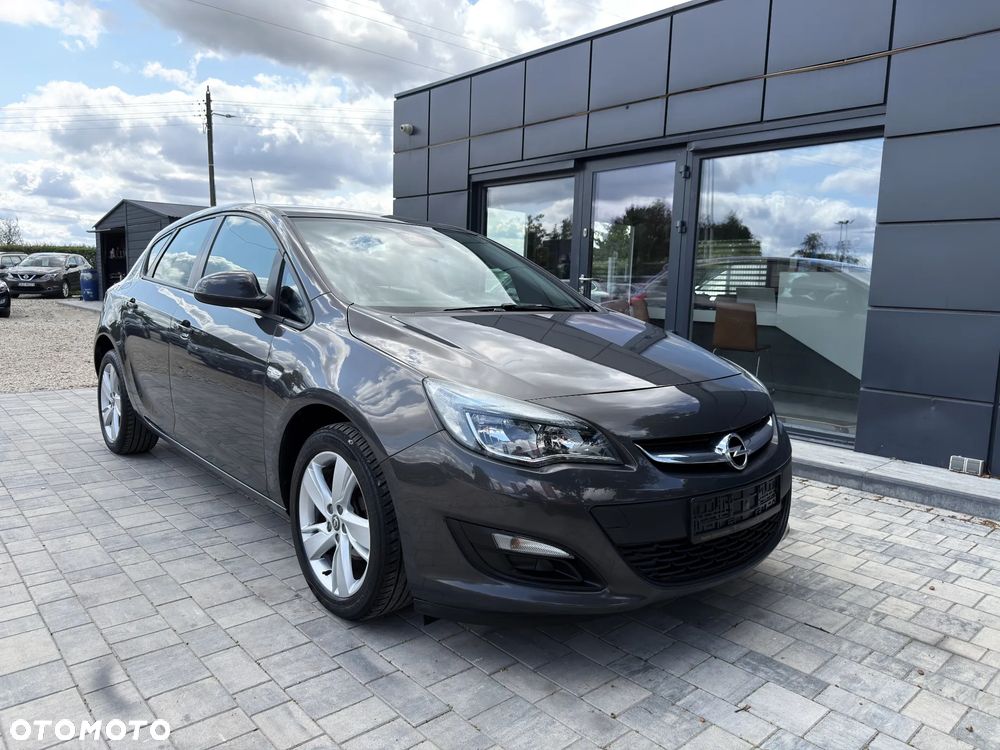 Opel Astra 1.4 Essentia - 12