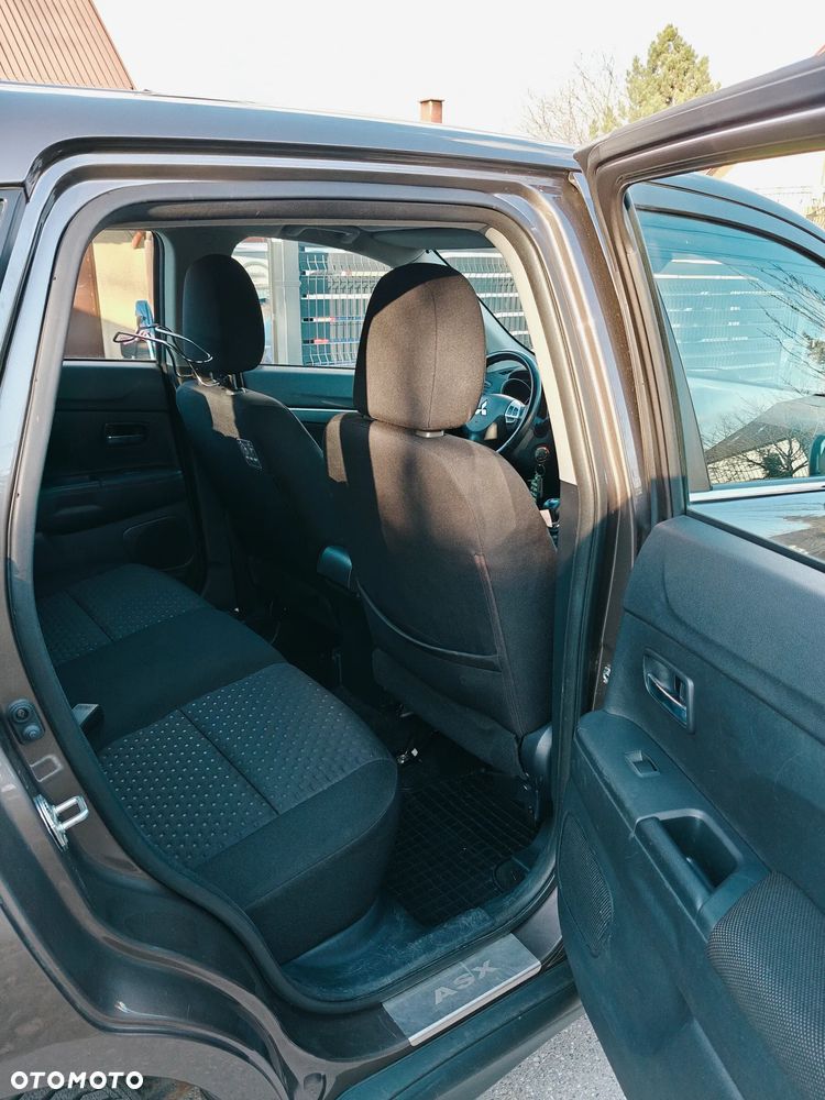 Mitsubishi ASX 1.8 DID Instyle 4WD AS&G - 13