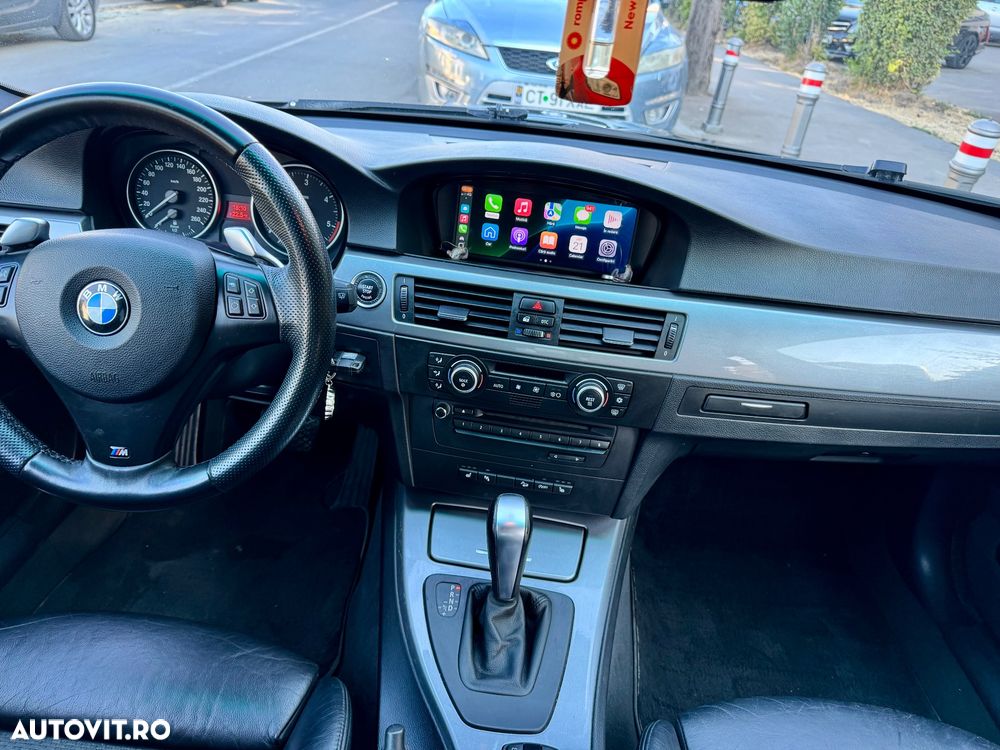BMW Seria 3 330d DPF Touring Aut. Edition Sport - 8