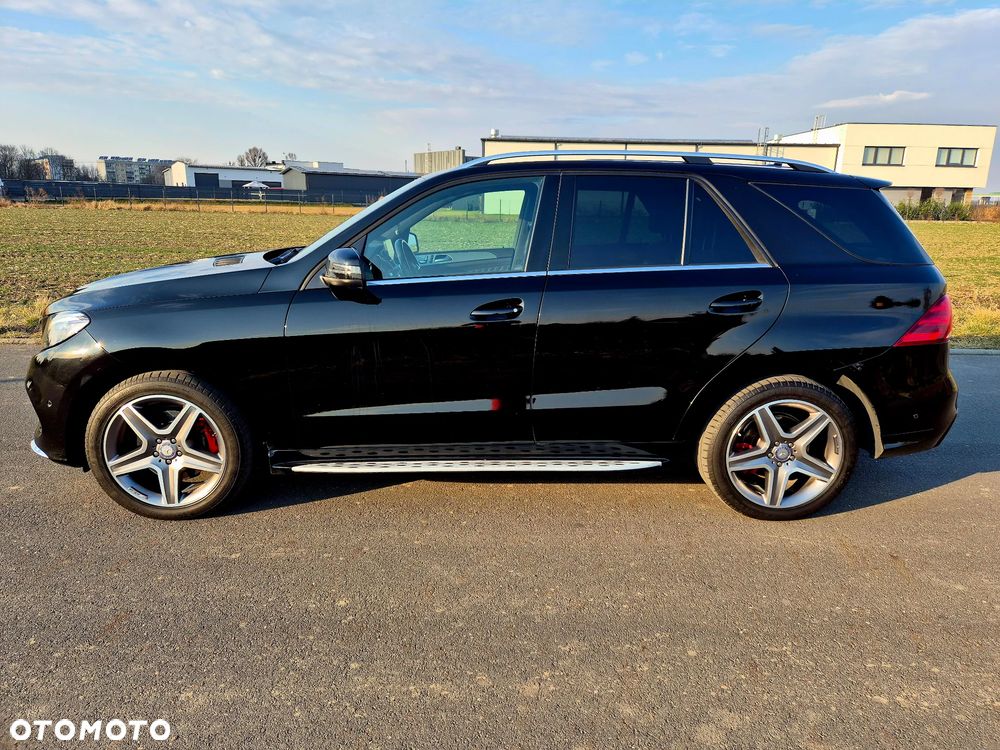 Mercedes-Benz GLE 350 d 4Matic 9G-TRONIC AMG Line - 3